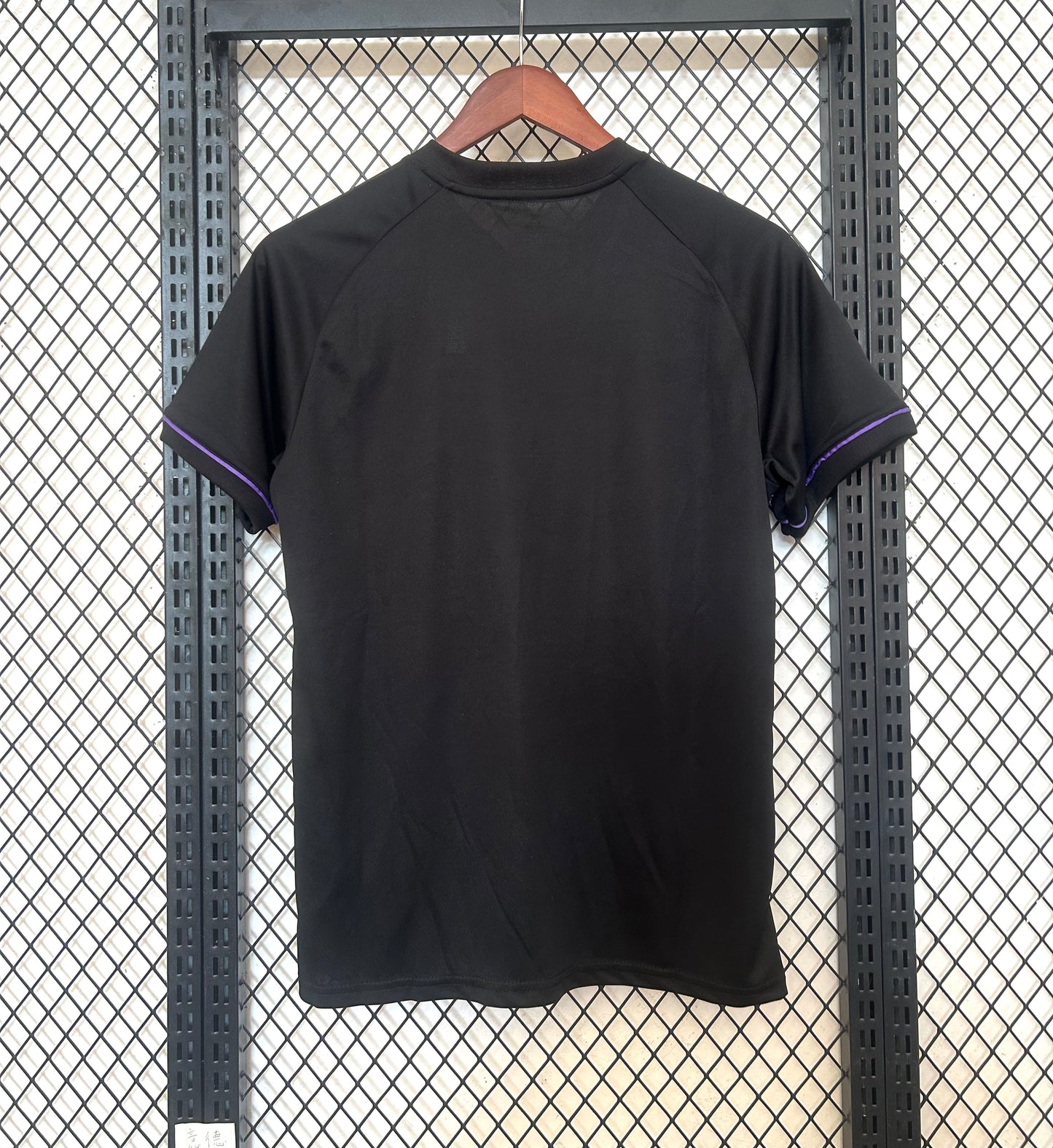 Maillot Real Madrid Édition Spéciale Chauve Souris 2024/25
