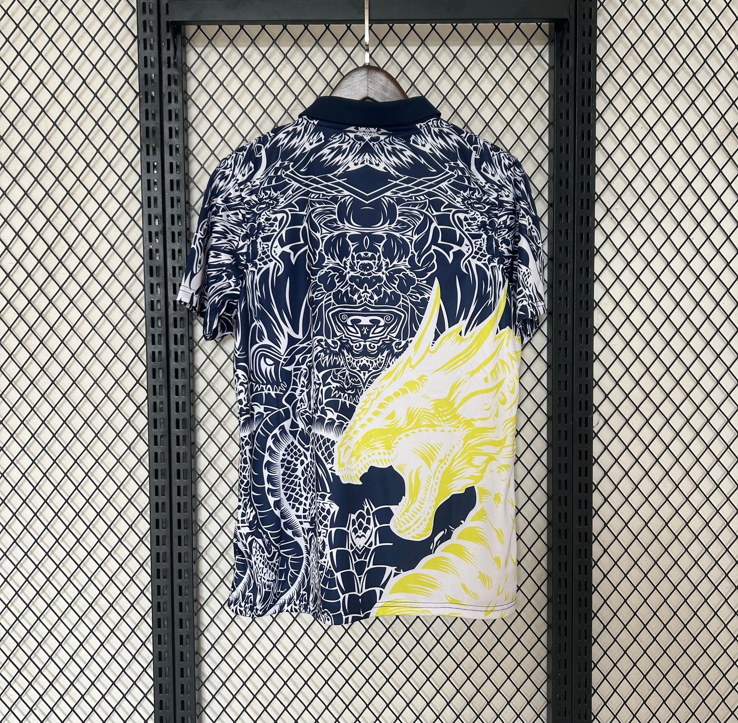 Maillot Real Madrid Édition Spéciale Dragon Blanc