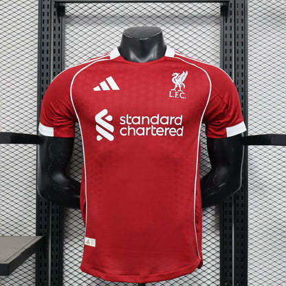 Maillot Domicile Liverpool 2025/26 – Version Player