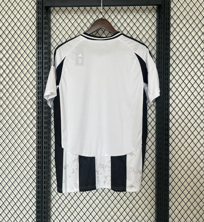 Maillot Domicile Juventus 2024/25
